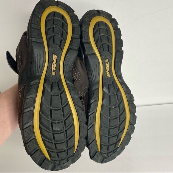 Teva | Brown ShacPad Sandals - Picture 2 of 8